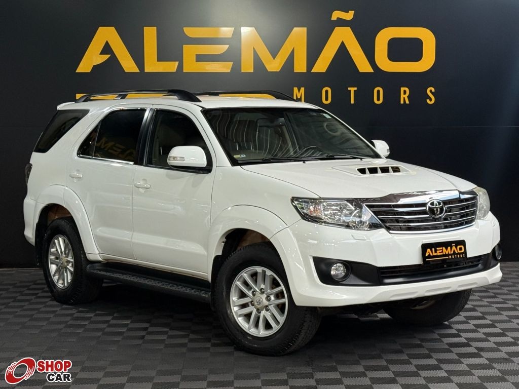 Hilux SW4